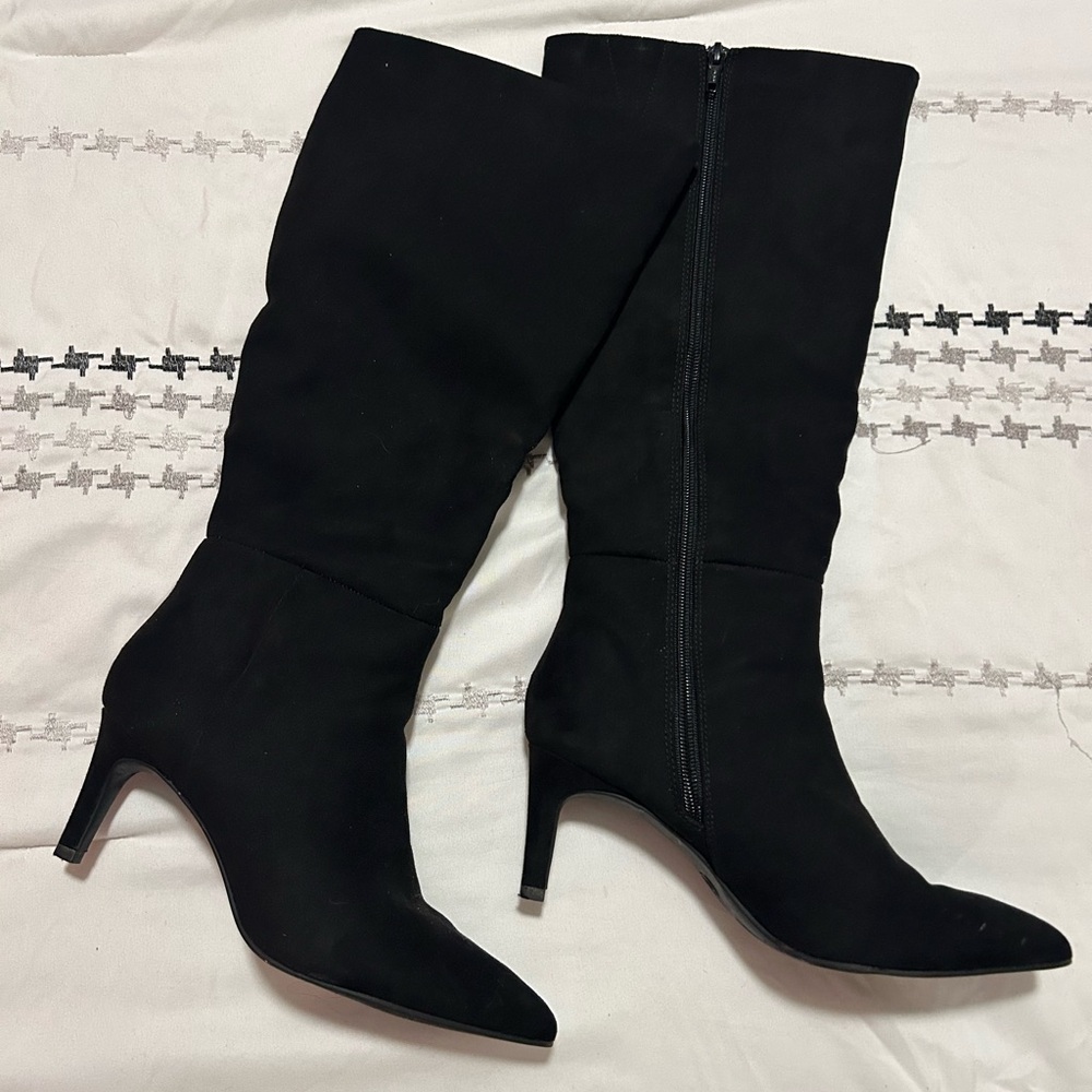 Black suede knee-high boots